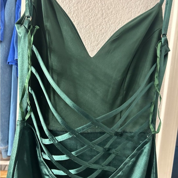 Windsor X-small Green homecoming dress - Picture 4 of 5